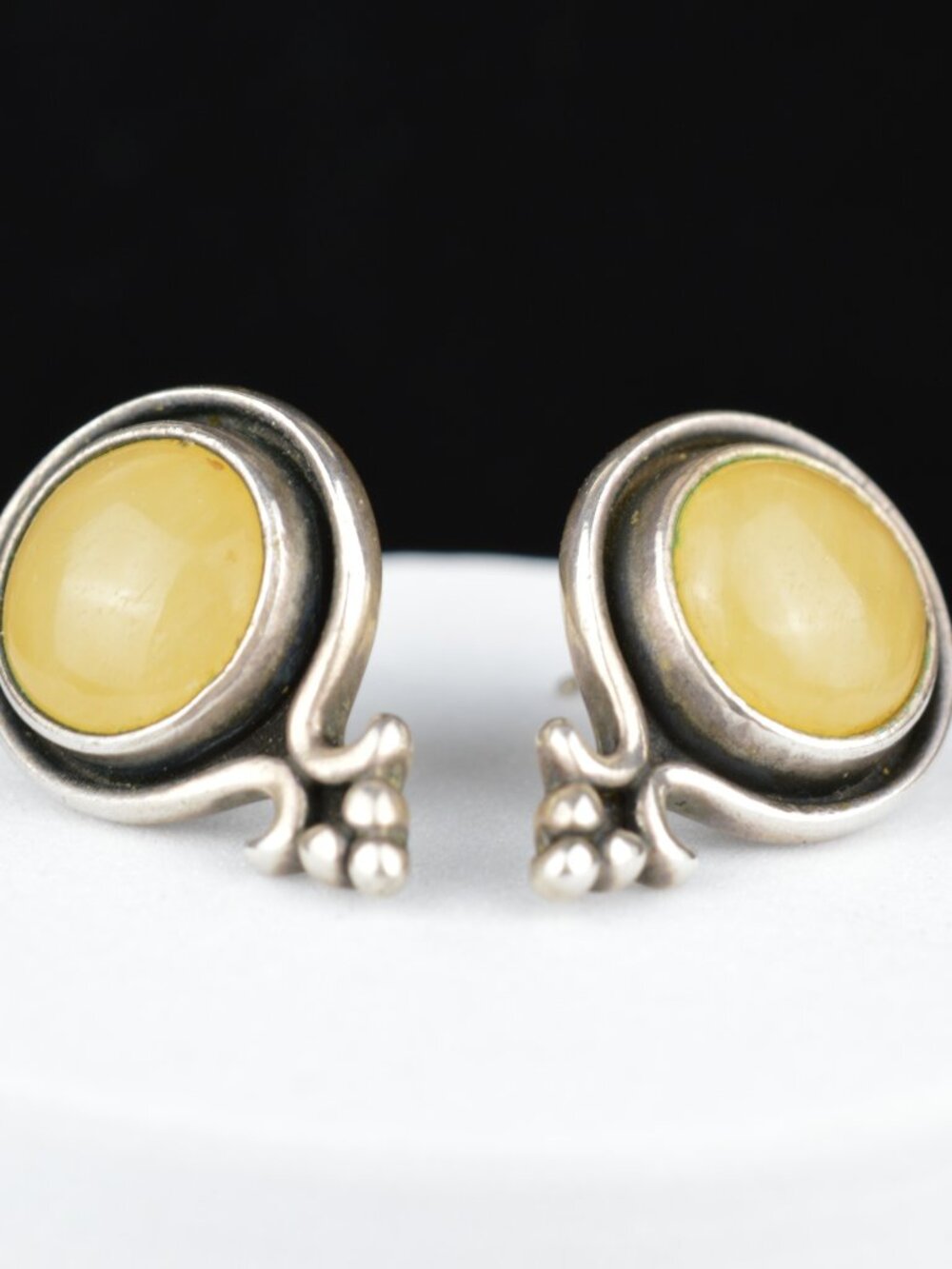Vintage Signed Sterling Silver Earrings 925 Baltic Butterscotch Amber Stud